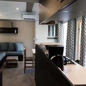 Camping Best Confort 3 2 Salles De Bains Tout Neuf, Fréjus
